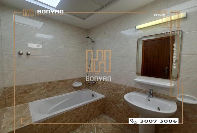 Apartment - 3 Bedrooms - 3 Bathrooms for rent in Fereej Bin Mahmoud North - Fereej Bin Mahmoud - Doha