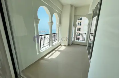 Apartment - 3 Bedrooms - 3 Bathrooms for rent in Viva Central - Viva Bahriyah - The Pearl Island - Doha