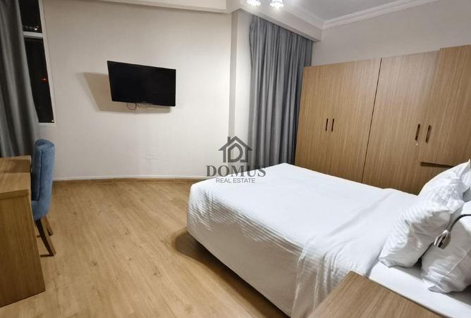 987505 - Property Image 3