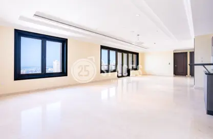 Apartment - 3 Bedrooms - 4 Bathrooms for sale in East Porto Drive - Porto Arabia - The Pearl Island - Doha