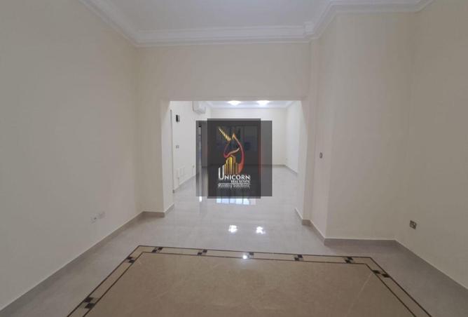 931715 - Property Image 2