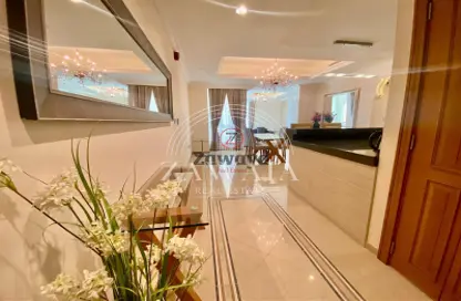 Apartment - 2 Bedrooms - 3 Bathrooms for rent in Viva West - Viva Bahriyah - The Pearl Island - Doha