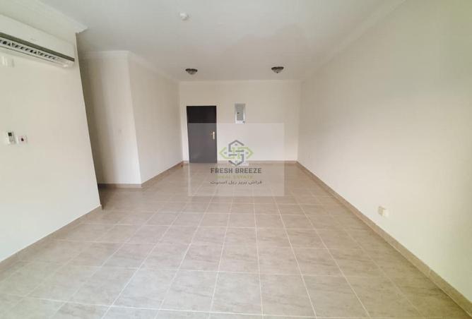 976525 - Property Main Image