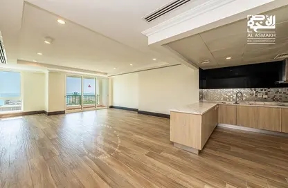 Apartment - 2 Bedrooms - 2 Bathrooms for rent in Tower 26 - Viva Bahriyah - The Pearl Island - Doha
