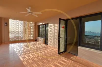 شقة - 2 غرف نوم - 3 حمامات للايجار في برج 4 - بورتو أرابيا - جزيرة اللؤلؤة - الدوحة