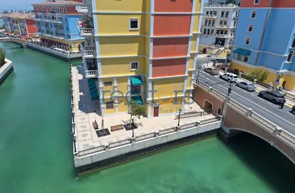 Apartment - 1 Bedroom - 2 Bathrooms for rent in Teatro - Qanat Quartier - The Pearl Island - Doha