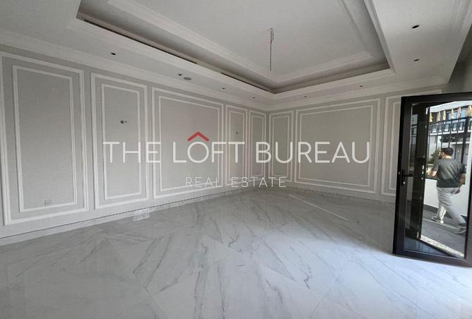 945092 - Property Image 3