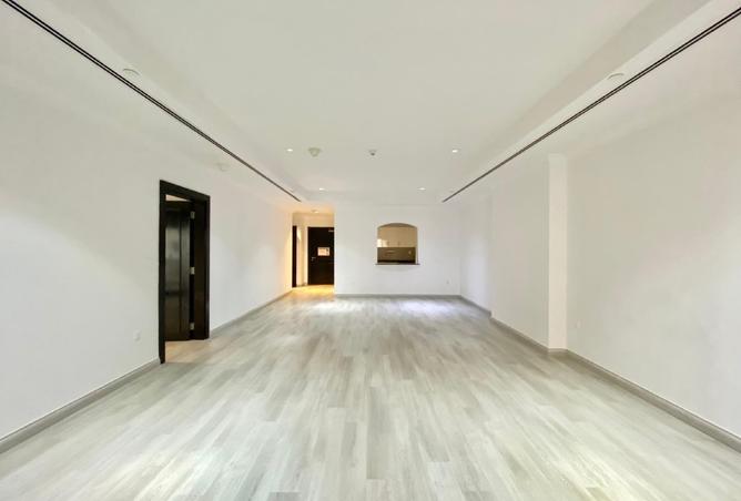 967640 - Property Image 2