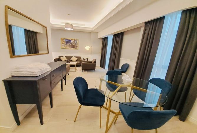 983017 - Property Image 3