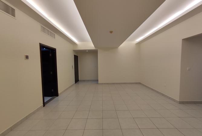 943964 - Property Image 3
