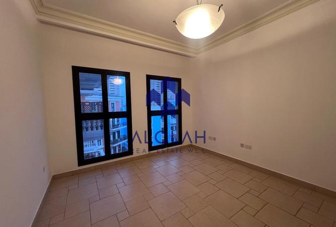 927790 - Property Image 2
