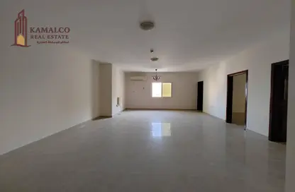 Apartment - 2 Bedrooms - 2 Bathrooms for rent in Al Hashmi Building - Al Muntazah Street - Al Muntazah - Doha