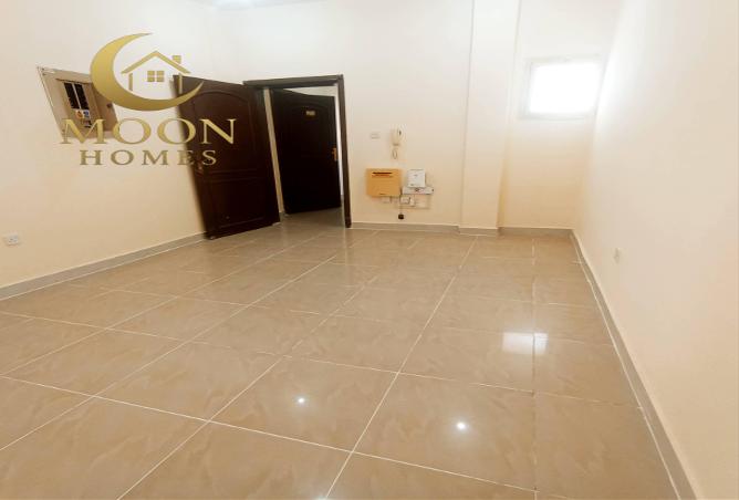 976676 - Property Image 2