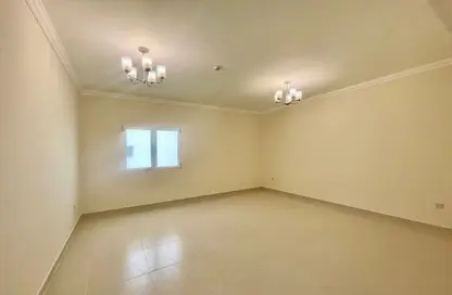 Apartment - 2 Bedrooms - 2 Bathrooms for rent in Al Kheesa - Al Kheesa - Umm Salal Mohammed