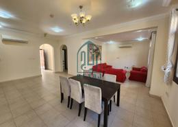 صورةغرفة المعيشة / غرفة الطعام لـ: فيلا - 7 غرف نوم - 7 حمامات للكراء في شارع  بو هامو - أبو هامور - الدوحة, صورة 1