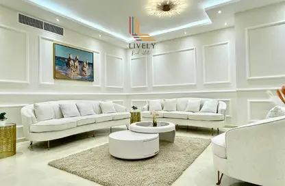 Apartment - 2 Bedrooms - 3 Bathrooms for rent in Catania - La Piazza - Fox Hills - Lusail