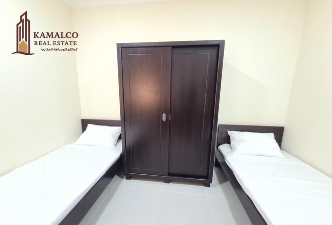 932186 - Property Image 3
