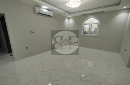 Apartment - 2 Bedrooms - 2 Bathrooms for rent in Old Airport Road - Old Airport Road - Doha