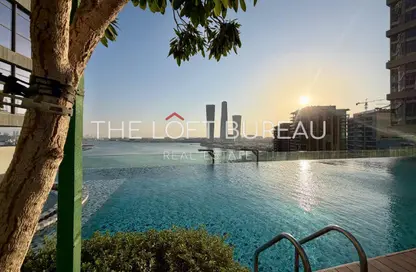 Apartment - 3 Bedrooms - 5 Bathrooms for sale in Gewan Island - The Pearl Island - Doha