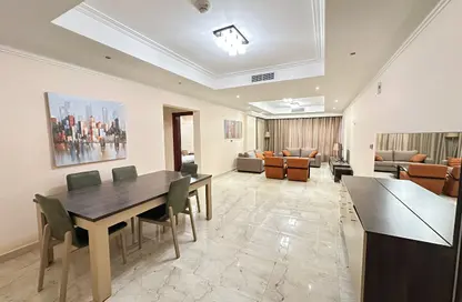 Apartment - 2 Bedrooms - 3 Bathrooms for rent in Anas Street - Fereej Bin Mahmoud North - Fereej Bin Mahmoud - Doha