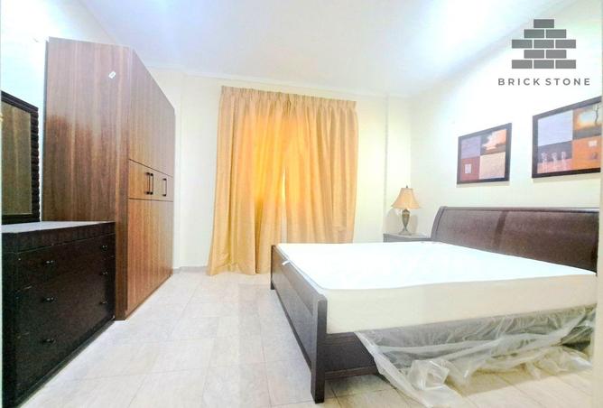 927083 - Property Image 2