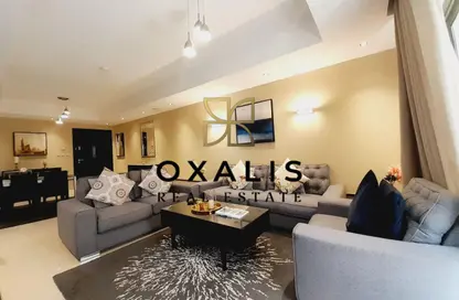 Apartment - 2 Bedrooms - 3 Bathrooms for rent in Anas Street - Fereej Bin Mahmoud North - Fereej Bin Mahmoud - Doha