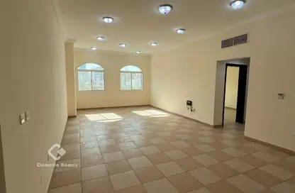 Apartment - 3 Bedrooms - 3 Bathrooms for rent in Fereej Bin Mahmoud North - Fereej Bin Mahmoud - Doha