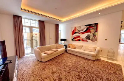 Penthouse - 3 Bedrooms - 4 Bathrooms for rent in Floresta Gardens - Floresta Gardens - The Pearl Island - Doha