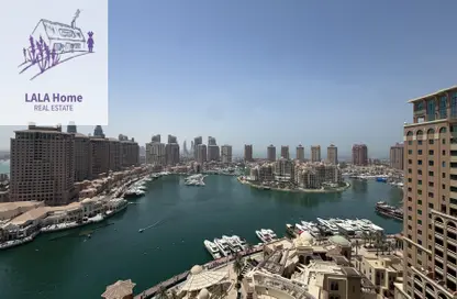 Apartment - 2 Bedrooms - 3 Bathrooms for rent in Tower 31 - Porto Arabia - The Pearl Island - Doha