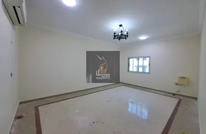 Apartment - 2 Bedrooms - 2 Bathrooms for rent in Al Sadd Road - Al Sadd - Doha