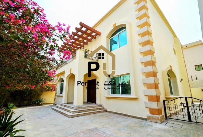 865906 - Property Image 2