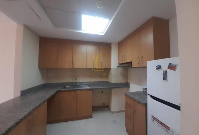 966277 - Property Image 2