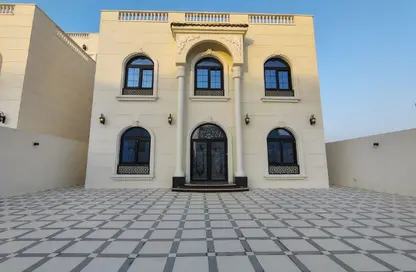 Villa - 7 Bedrooms - 7 Bathrooms for rent in Al Nuaija Street - Al Nuaija - Doha