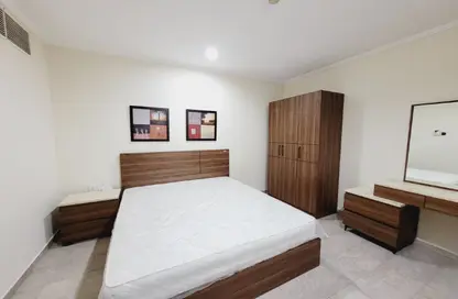 Apartment - Studio - 1 Bathroom for rent in Al Khayareen Tower - Old Salata - Salata - Doha