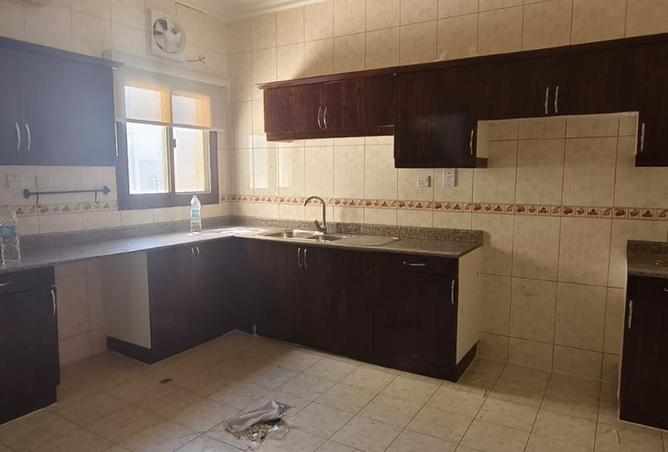 1000211 - Property Image 3