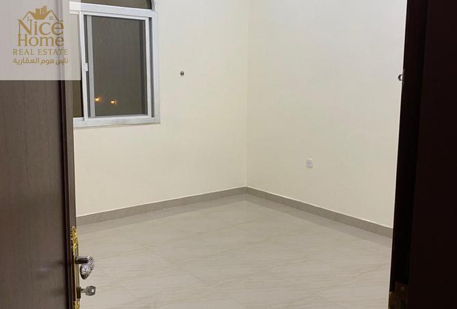 877963 - Property Image 3