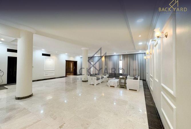 953544 - Property Image 2