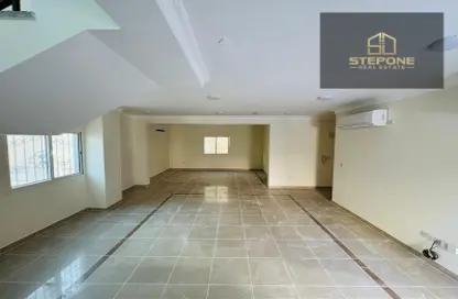 مجمع سكني - 4 غرف نوم - 5 حمامات للايجار في شارع الوعب - الوعب - الدوحة