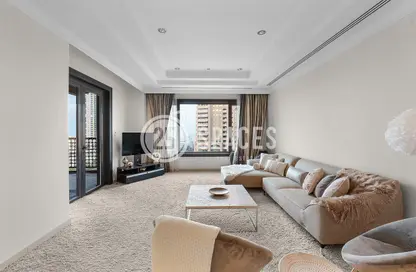 Apartment - 2 Bedrooms - 3 Bathrooms for rent in West Porto Drive - Porto Arabia - The Pearl Island - Doha