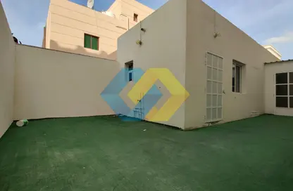 Apartment - 2 Bedrooms - 2 Bathrooms for rent in Umm Salal Ali - Umm Salal Ali - Doha