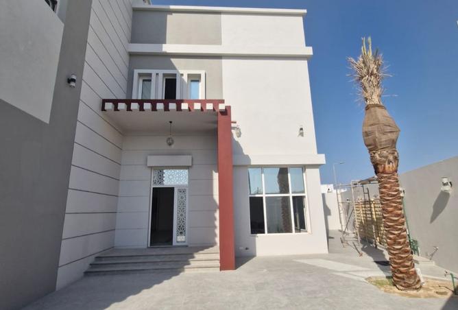 950694 - Property Image 2
