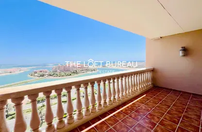 Apartment - 3 Bedrooms - 3 Bathrooms for rent in La Croisette - Porto Arabia - The Pearl Island - Doha