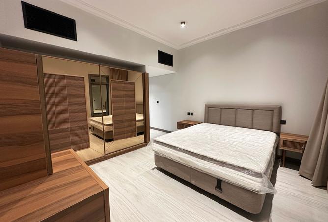 952115 - Property Image 2