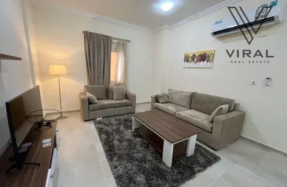 Apartment - 2 Bedrooms - 2 Bathrooms for rent in Al Darwish Building - Al Sadd - Al Sadd - Doha