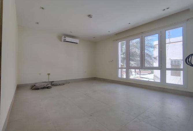 938801 - Property Image 3