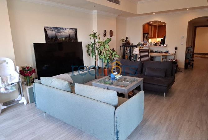 964568 - Property Image 2