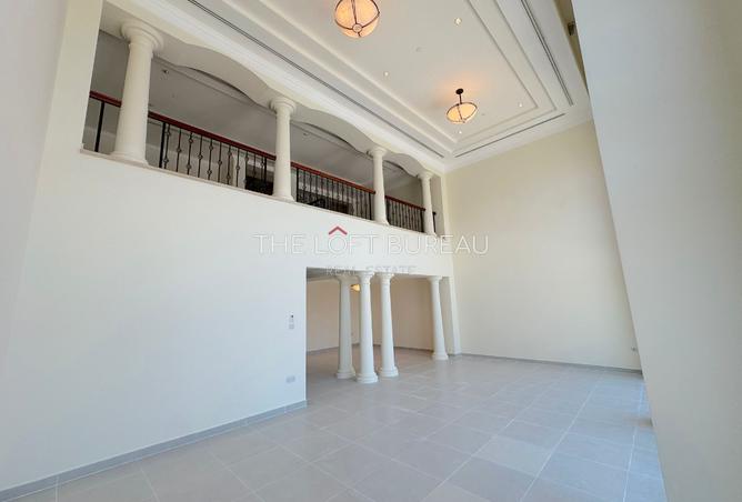 884098 - Property Image 3