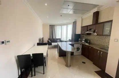 Apartment - 1 Bedroom - 2 Bathrooms for rent in Umm Ghuwailina 4 - Umm Ghuwailina - Doha