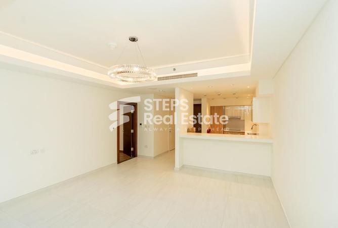 942725 - Property Image 3
