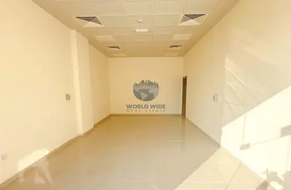 محل تجاري - استوديو - 1 حمام للايجار في قرية الجازي 1 - قرية الجازي - الغرافة - الدوحة